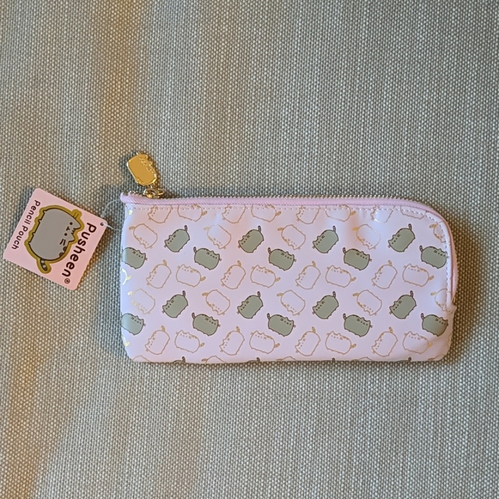 NWT Pusheen the Cat pink makeup cosmetics pouch
